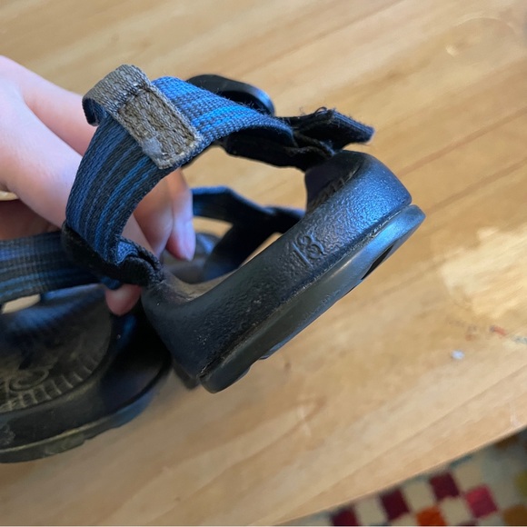 Kids Chacos Size 13 - Picture 2 of 5